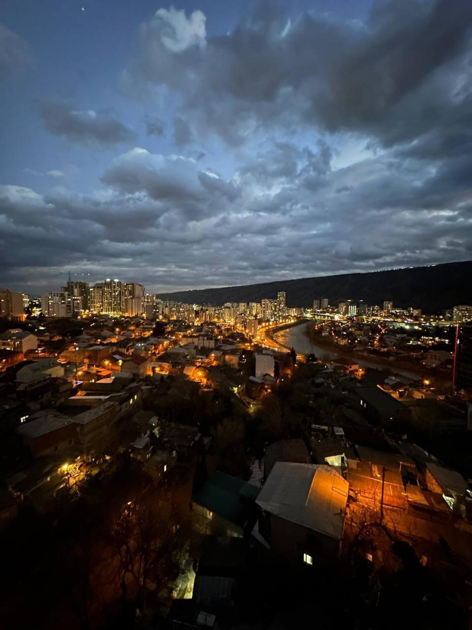 Apartments With View Tbilisi Eksteriør billede