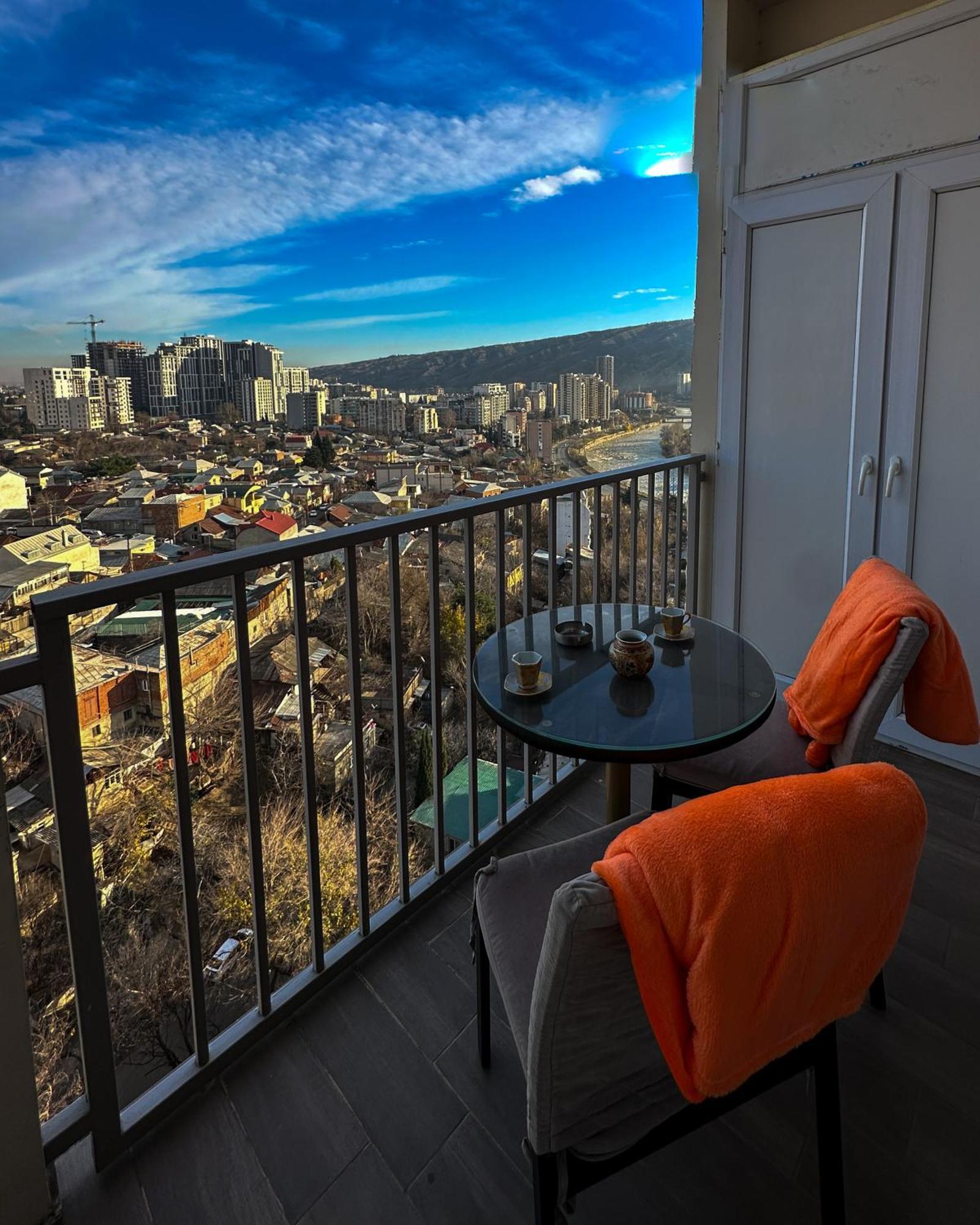 Apartments With View Tbilisi Eksteriør billede